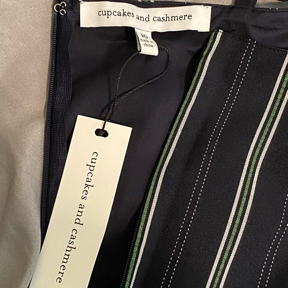 NEW! Cupcakes and cashmere jumpsuit - Picture 5 of 5